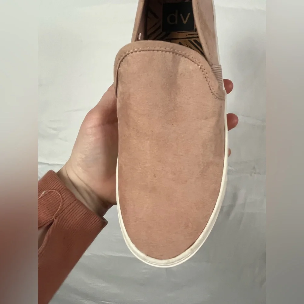 Dolce Vita‎ Women’s Pink Suede Slip On Comfort Casual Sneakers- Size 7.5